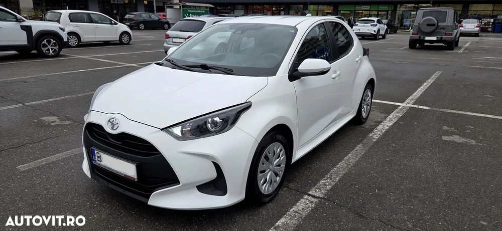 Toyota Yaris 1.0 L Eco - 4