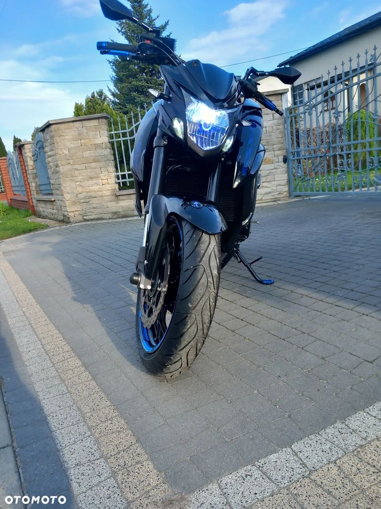 Suzuki GSX - 10
