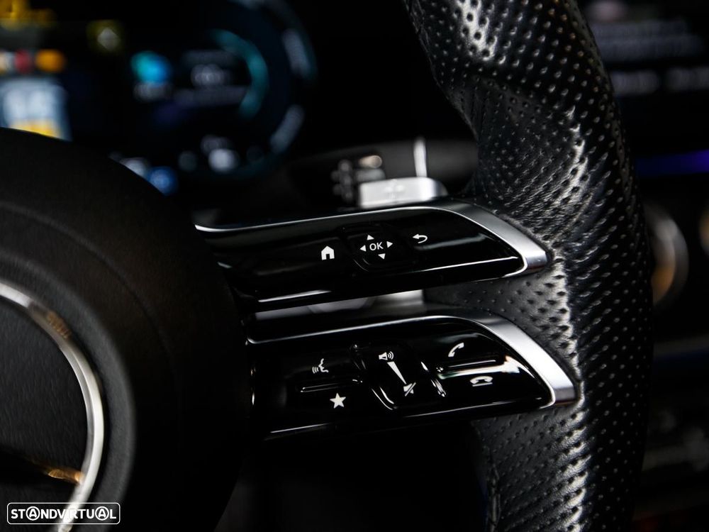 Mercedes-Benz E 300 de AMG Line - 16