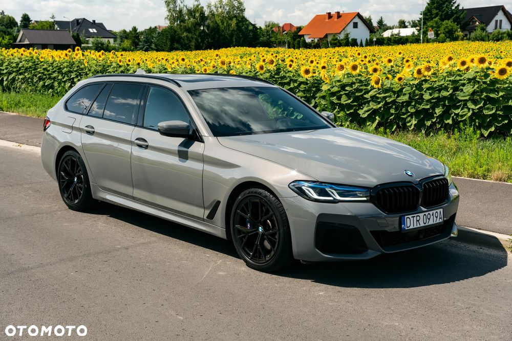 BMW Seria 5 520d xDrive Touring M Sport Edition - 1