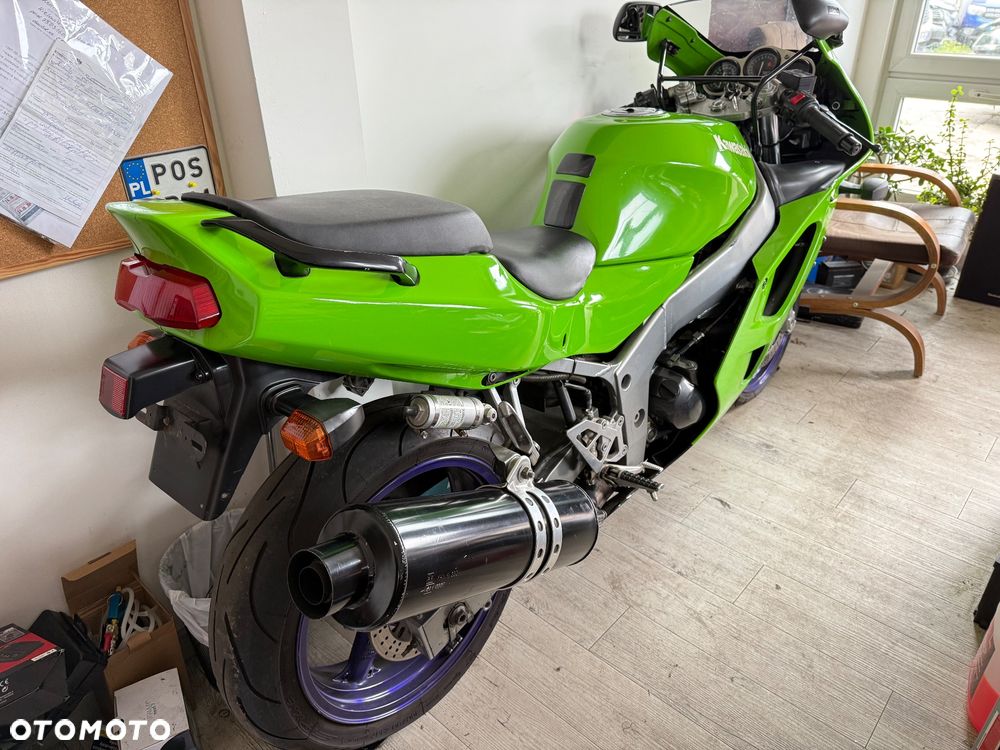 Kawasaki ZX - 11