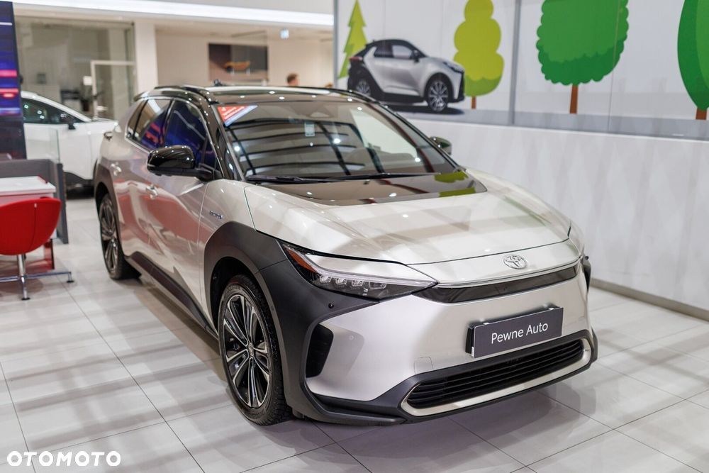 Toyota bZ4X - 12