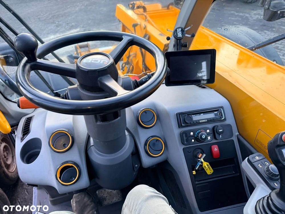 JCB 542-70 Agri Super - 15