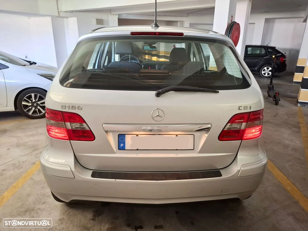 Mercedes-Benz B 180 CDi - 4