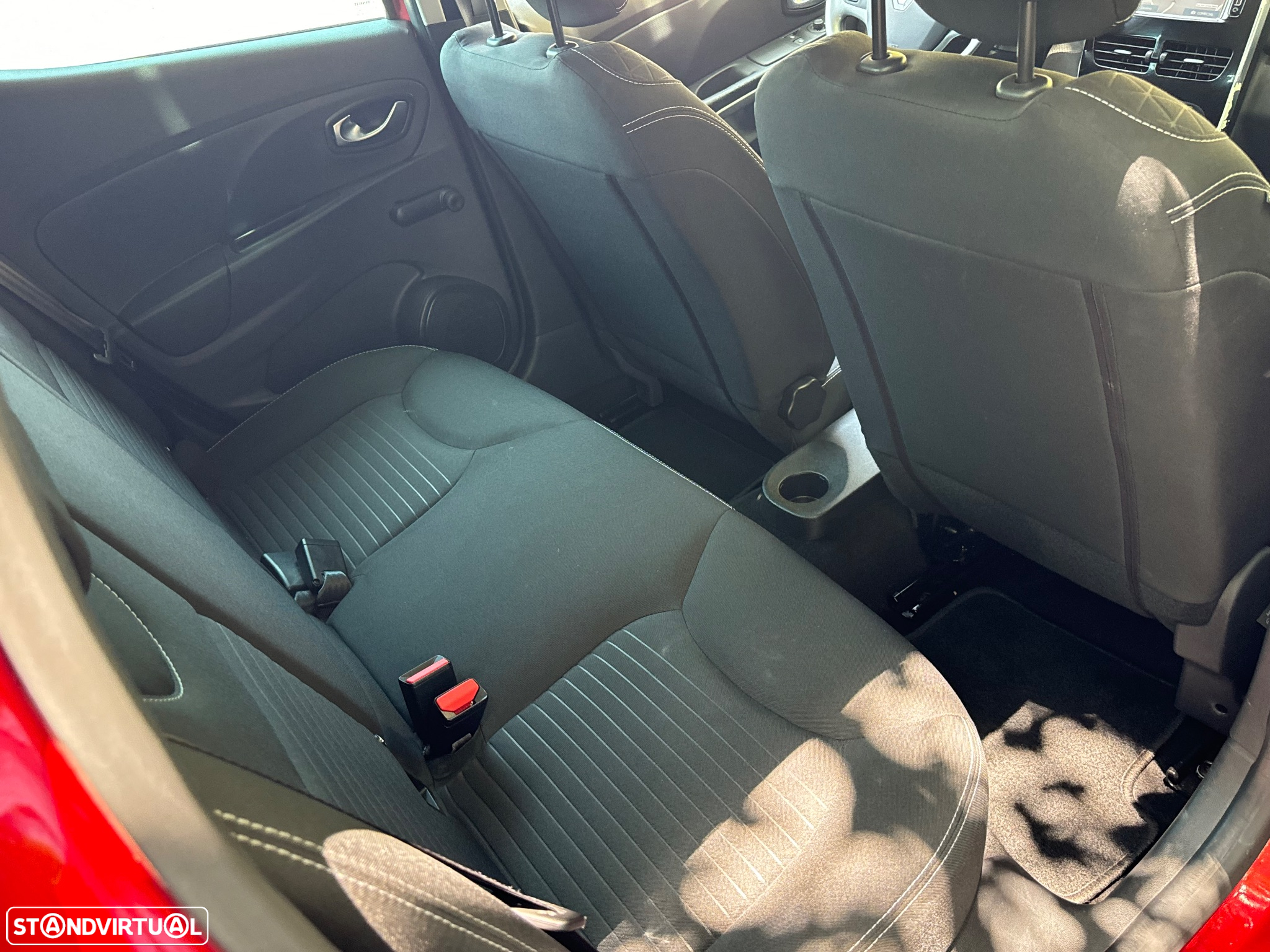 Renault Clio 0.9 TCE Limited - 34