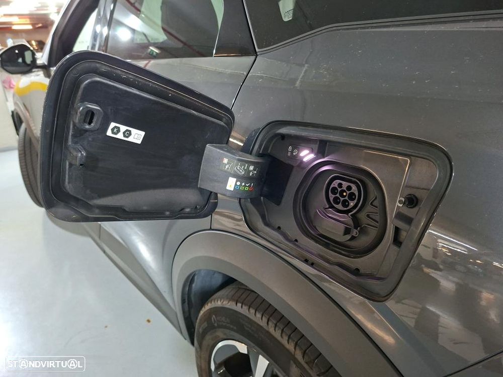Peugeot E-3008 73 kWh Allure - 12