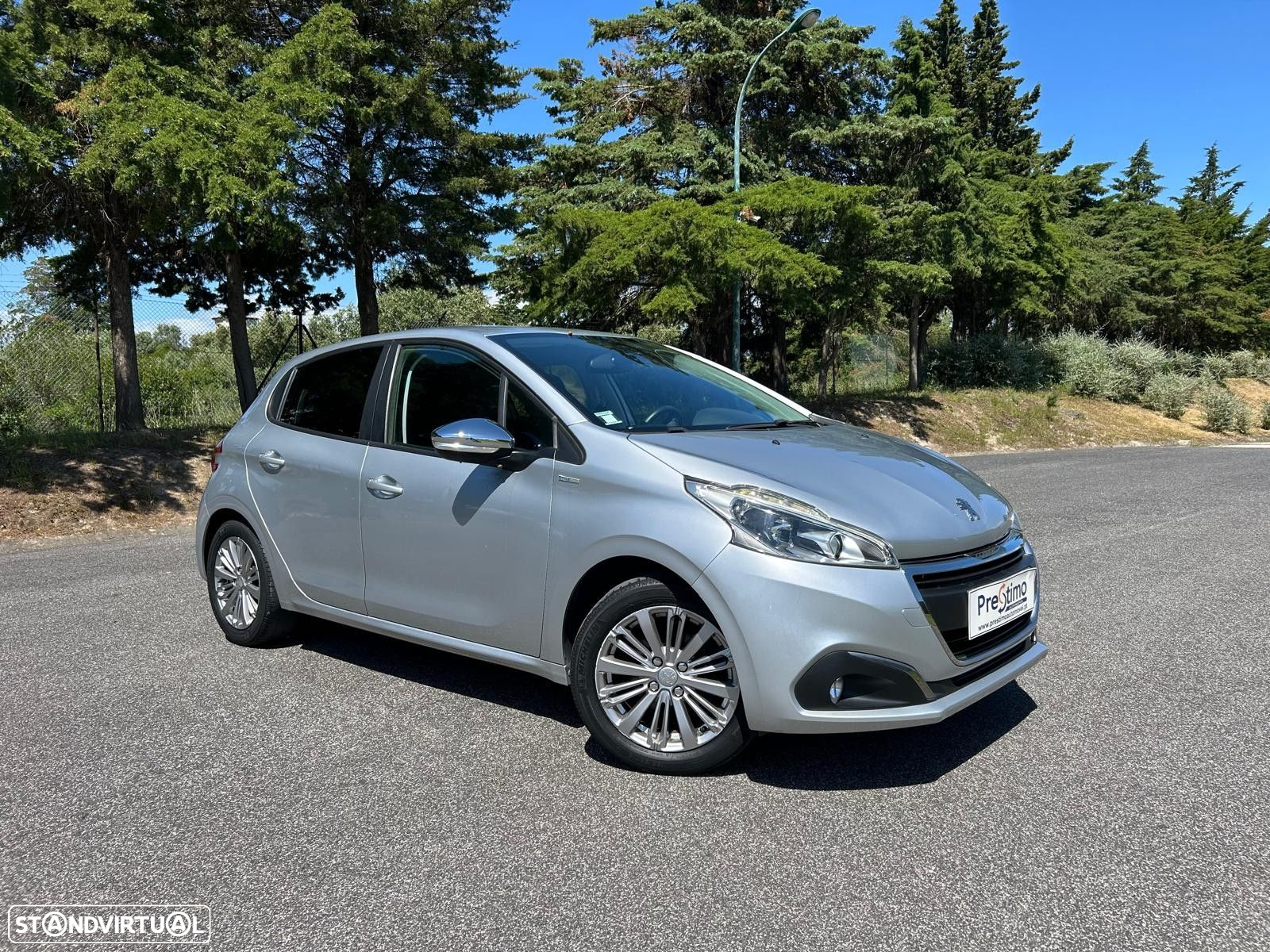 Peugeot 208 1.2 PureTech Style - 18
