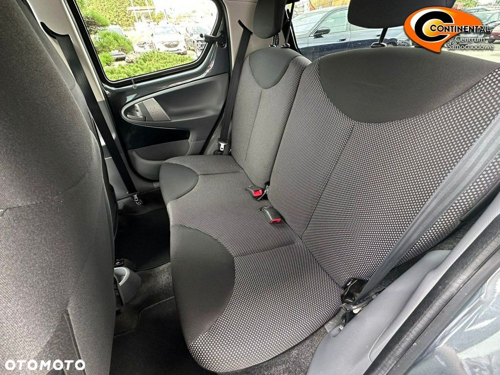 Toyota Aygo - 8