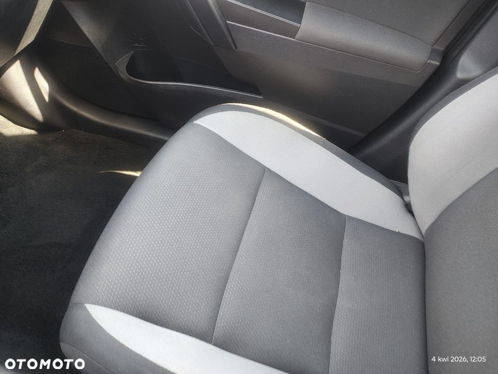 Toyota Auris 1.33 VVT-i Active - 11