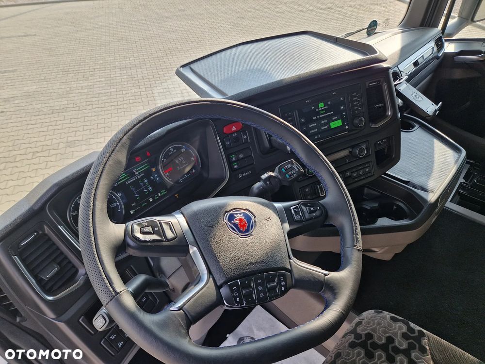 Scania R410/ 380Tyskm/ 6x2 PUSCHER/ ZAWIESZENIE FULL PODUSZKA/ KLIMA POSTOJOWA/ SERWIS NIEMCY - 16