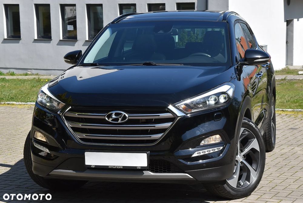 Hyundai Tucson 2.0 CRDI 4WD Automatik Premium - 2