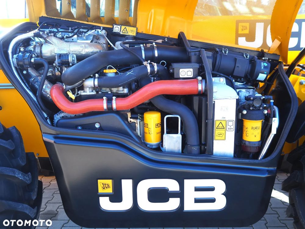JCB 532-70 AGRISUPER - 13