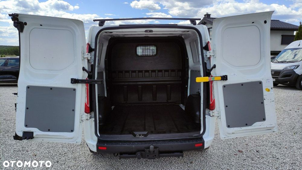 Ford Transit Custom - 8