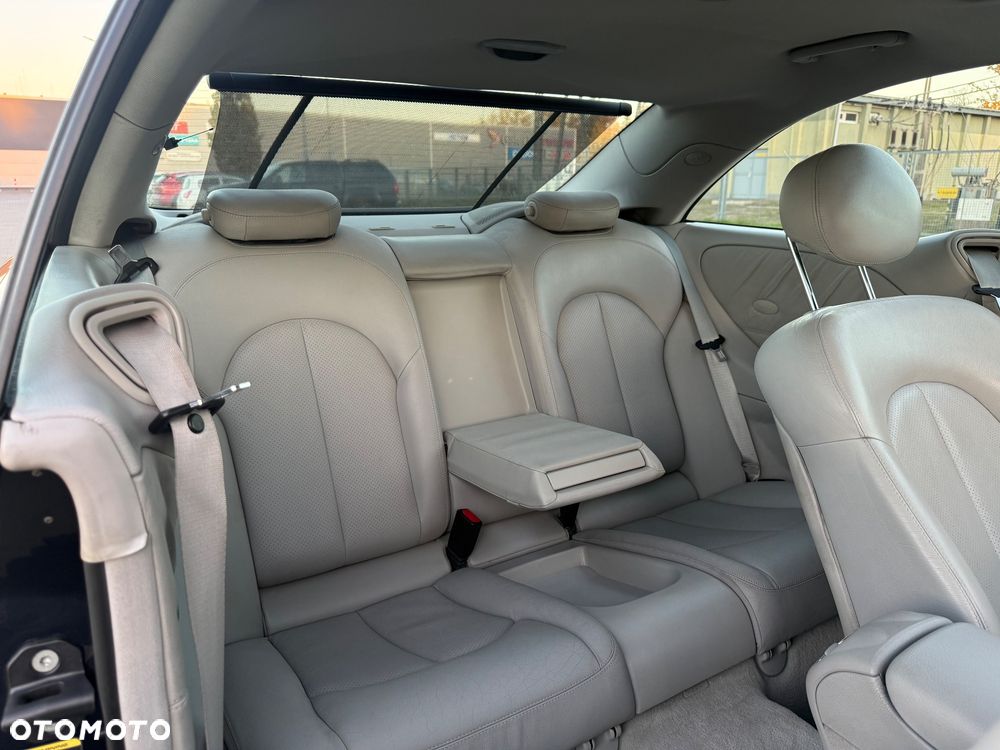 Mercedes-Benz CLK 320 - 28