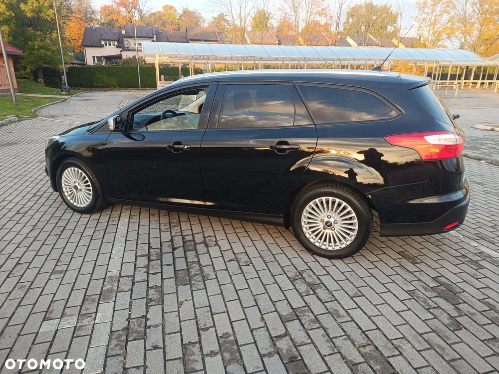 Ford Focus 1.6 TI-VCT Champions Edition - 6