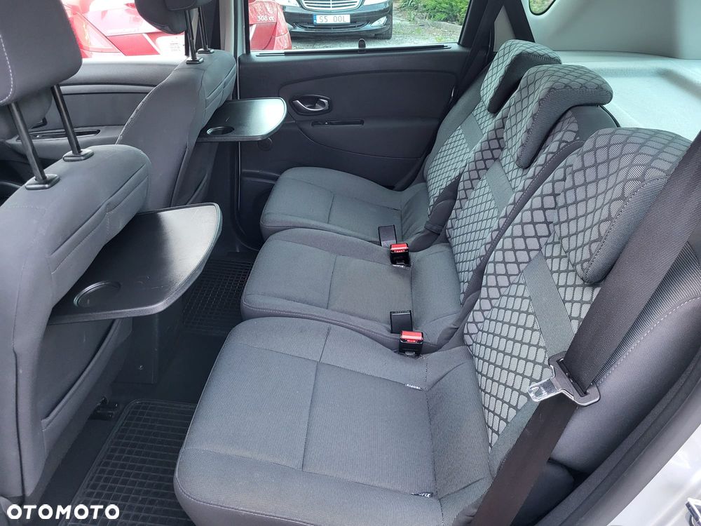 Renault Scenic 1.6 16V 110 TomTom Edition - 8