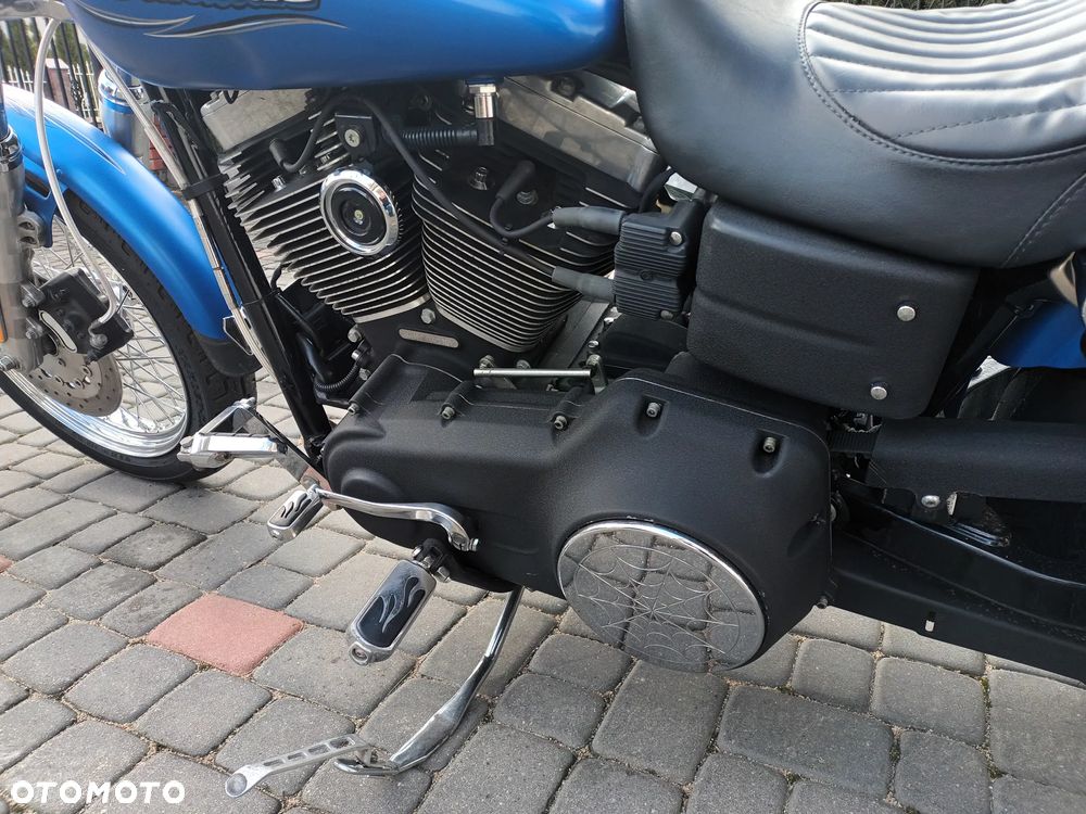 Harley-Davidson Dyna Street Bob - 7