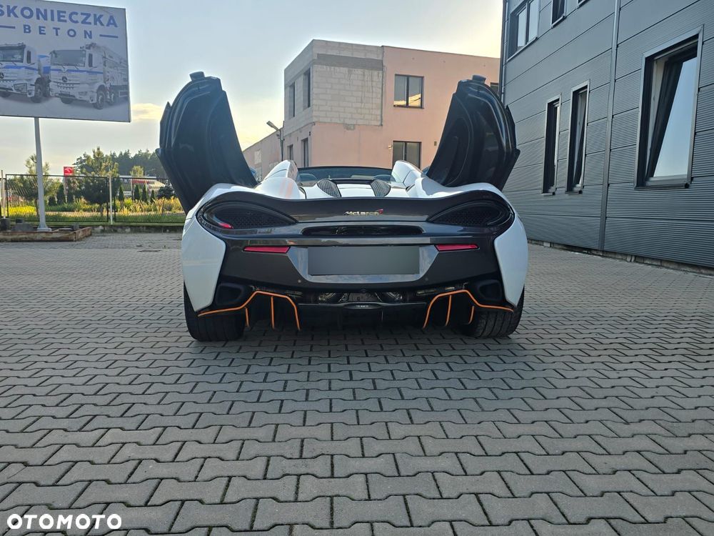 McLaren 570S Spider - 15