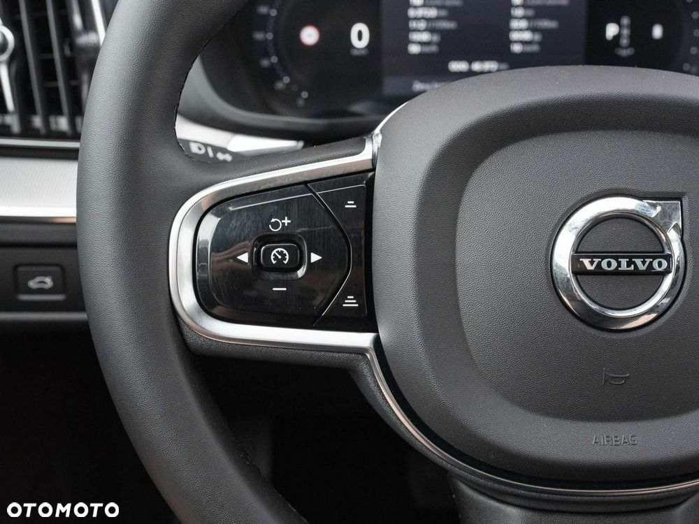 Volvo XC 60 B4 B Plus Bright - 14