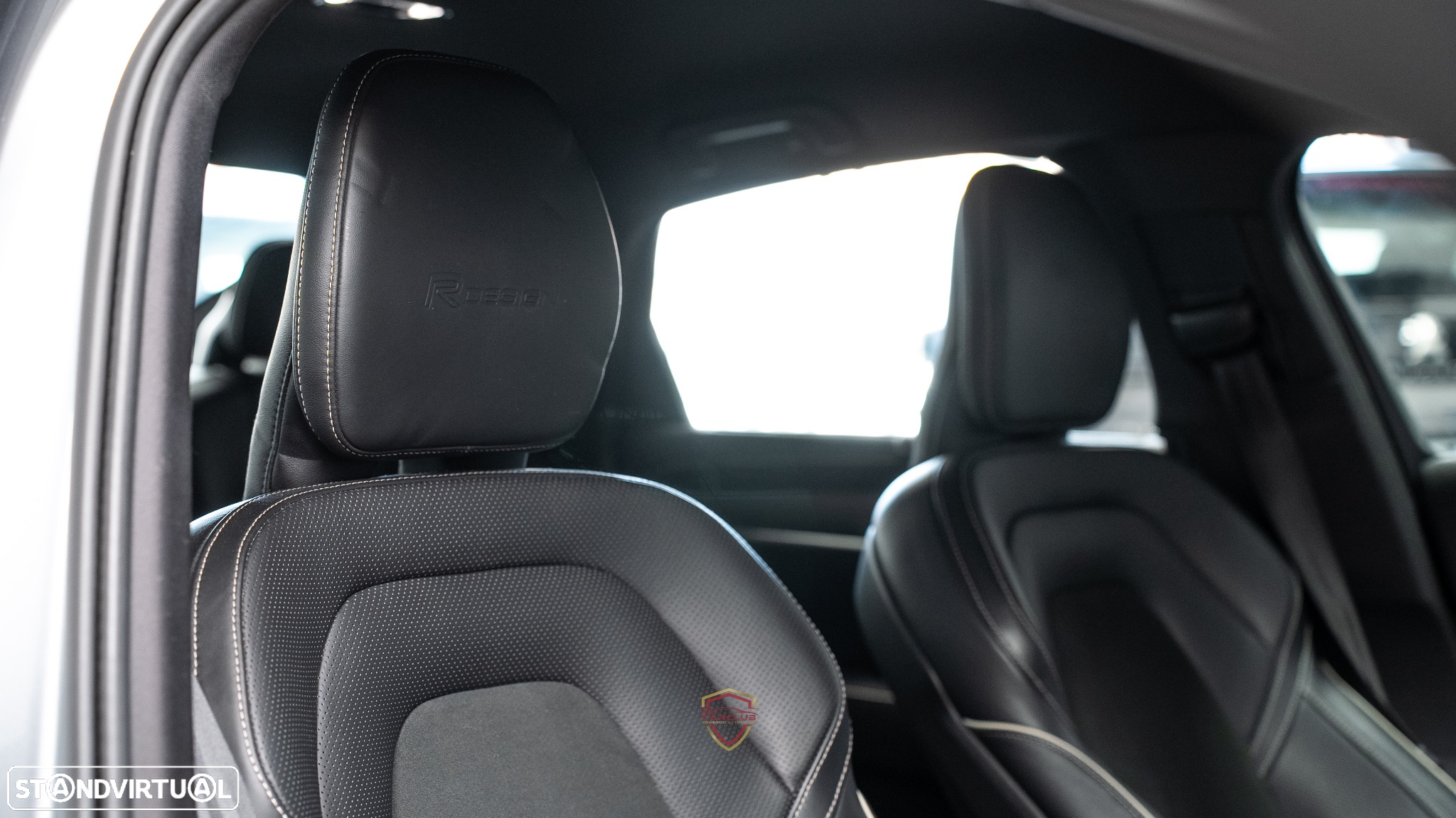 Volvo S90 2.0 T8 R-Design AWD Geartronic - 43