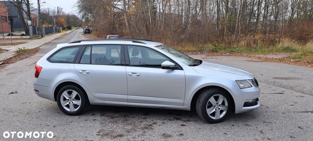 Skoda Octavia 1.6 TDI Ambition - 4