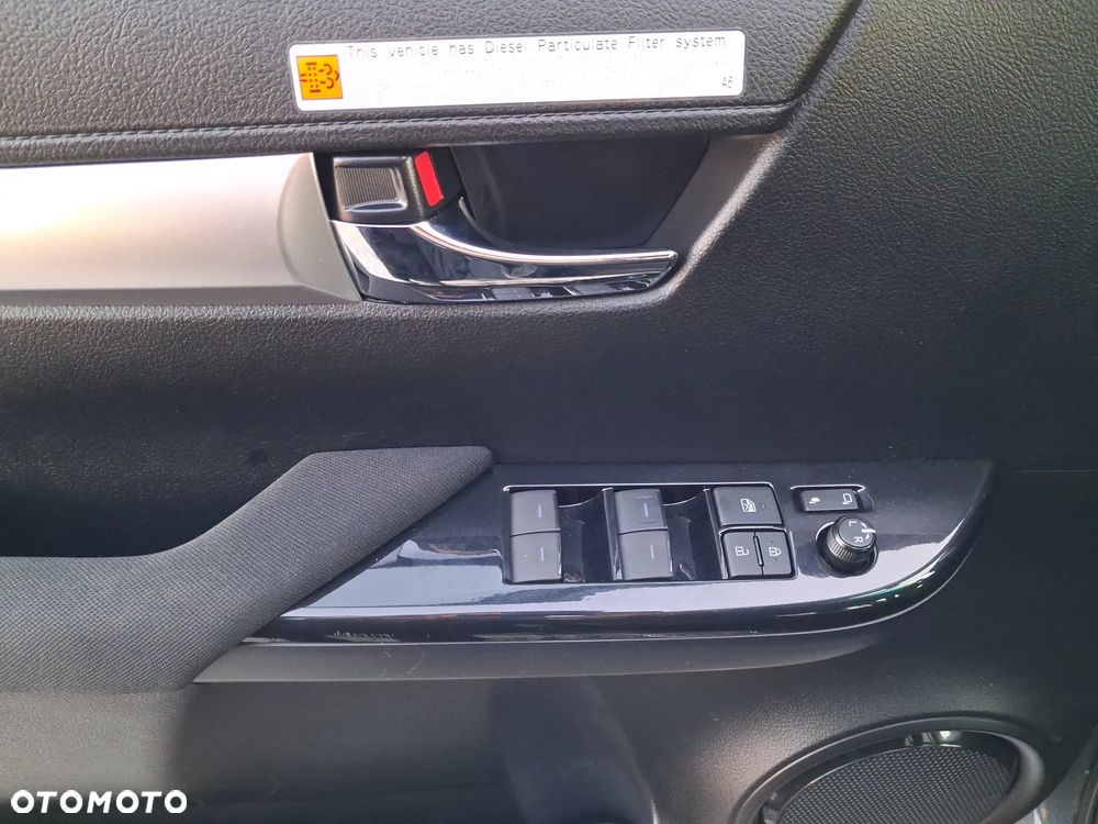 Toyota Hilux 2.8 D-4D mHEV Double Cab Executive 4x4 - 13