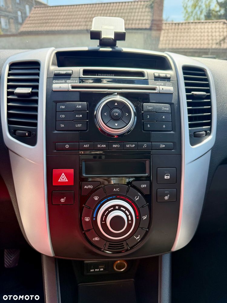 Kia Venga 1.4 CVVT Titanium Collection - 30