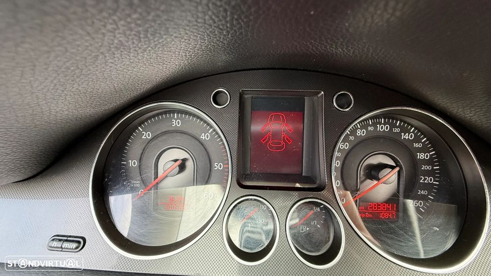 VW Passat 2.0 TDI Confortline DSG - 3