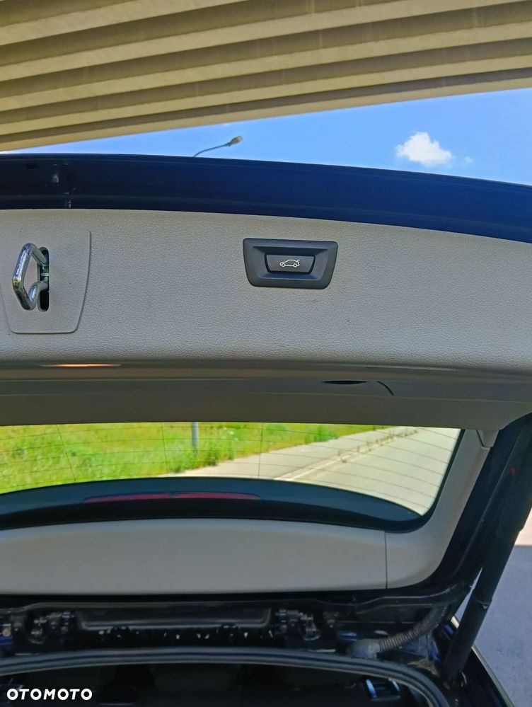 BMW Seria 3 - 25