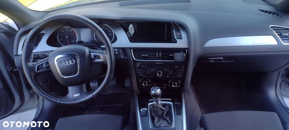Audi A4 Avant - 21