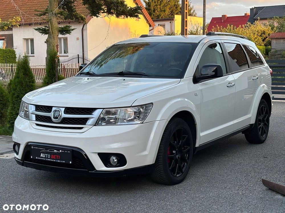 Fiat Freemont 2.0 Multijet 16V DPF Automatik Allrad Lounge - 2