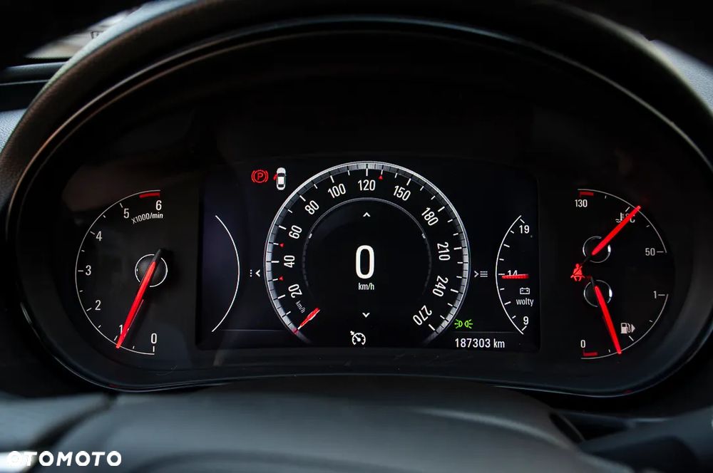 Opel Insignia 2.0 CDTI ecoFLEX Start/Stop Sport - 39