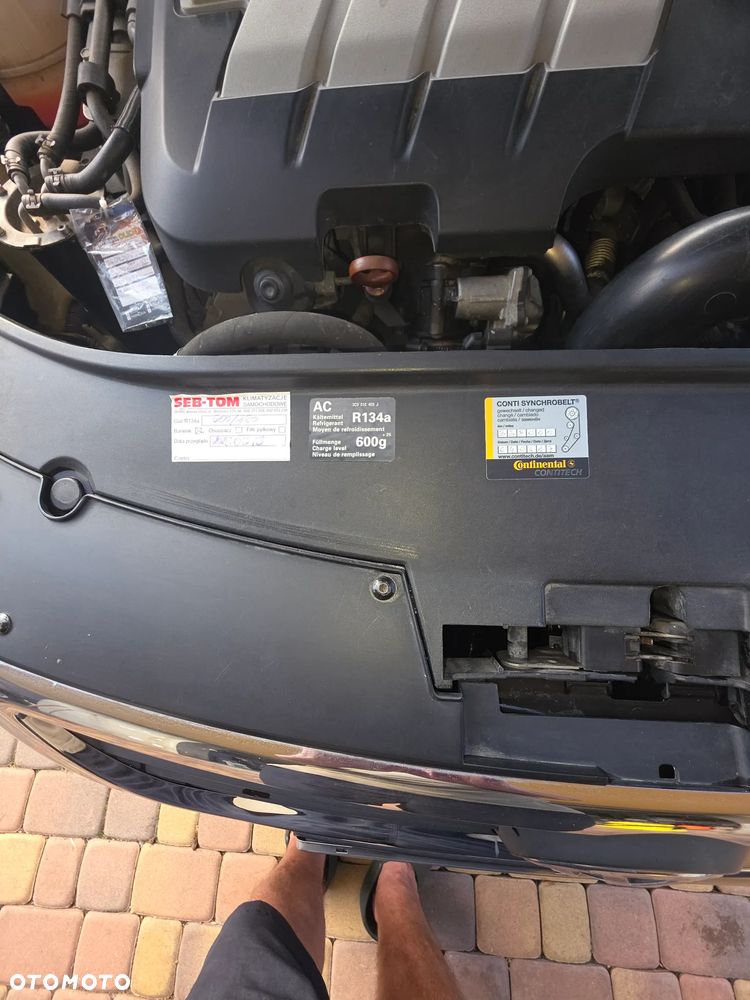 Volkswagen Passat 2.0 TDI DPF Sportline - 4