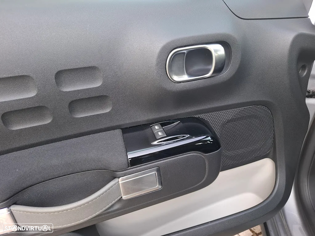 Citroën C3 1.2 PureTech Feel - 23