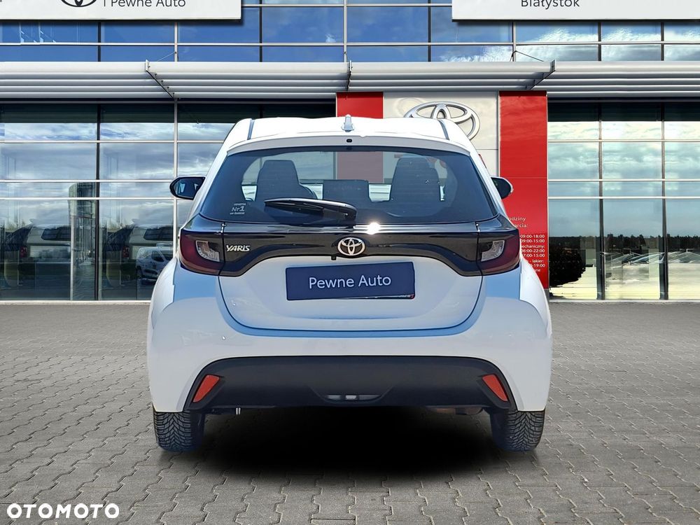 Toyota Yaris 1.5 Comfort CVT - 4