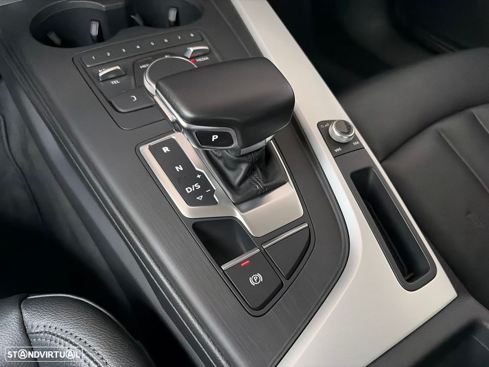 Audi A4 2.0 TDI Sport S tronic - 40