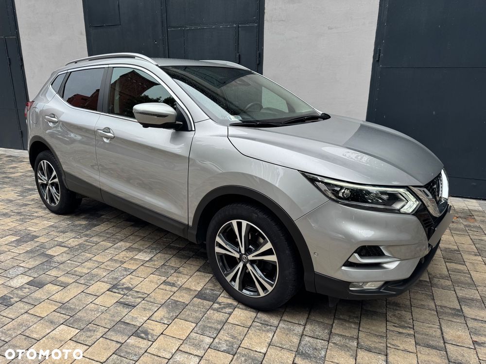 Nissan Qashqai 1.3 DIG-T Tekna - 1