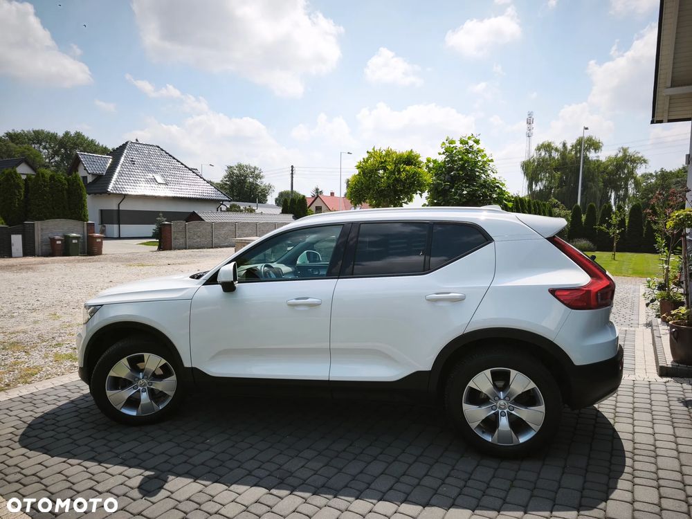 Volvo XC 40 T3 Momentum - 19