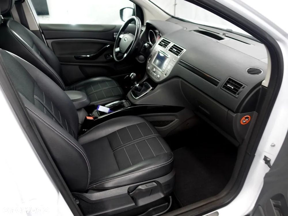 Ford Kuga 2.0 TDCi Titanium S - 12