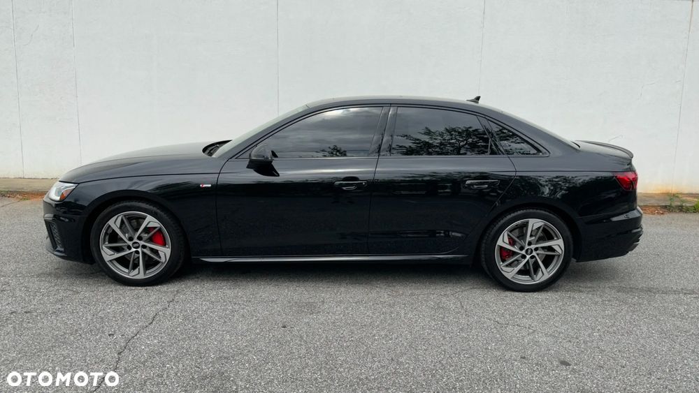Audi A4 Limousine 45 TFSI quattro S tronic S line - 4