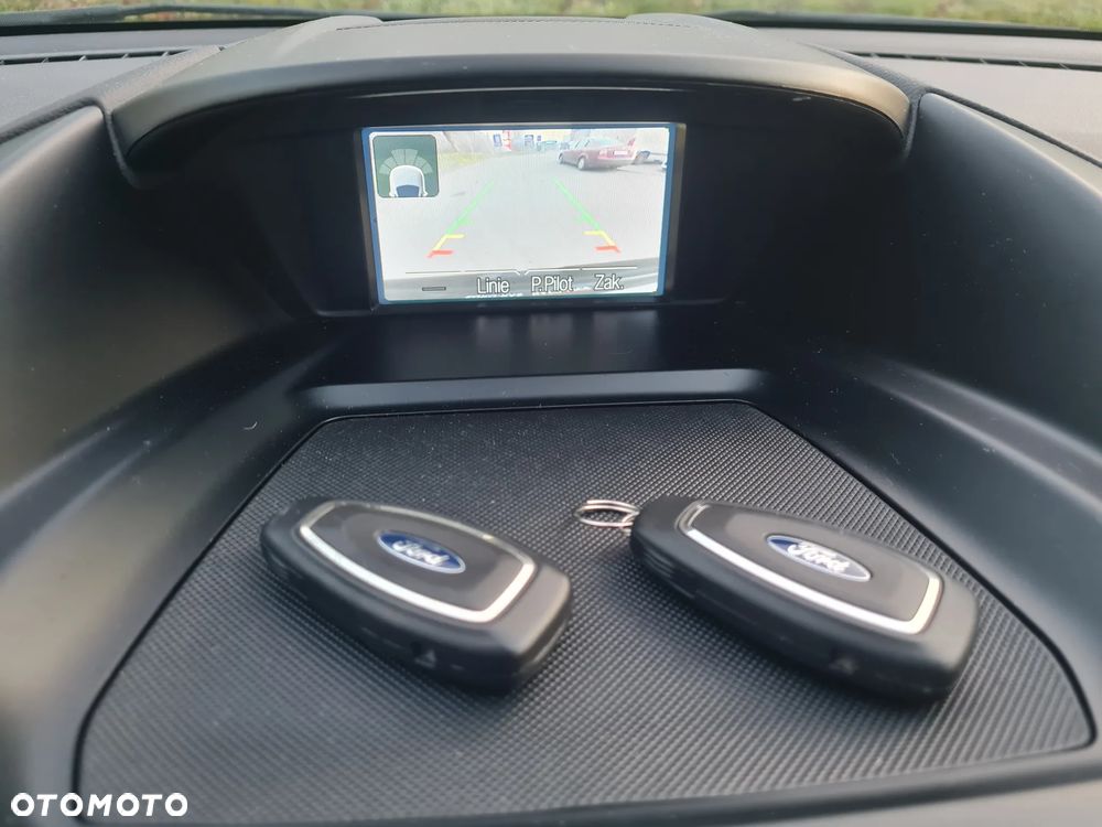 Ford Kuga 2.0 TDCi Titanium - 38