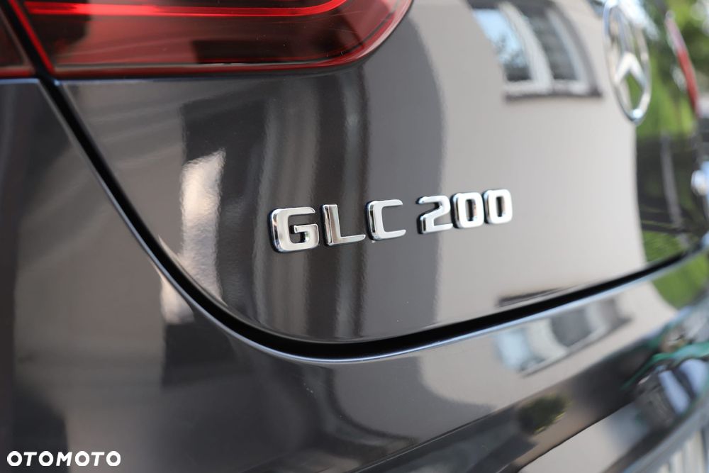 Mercedes-Benz GLC 200 4Matic 9G-TRONIC AMG Line Plus - 14