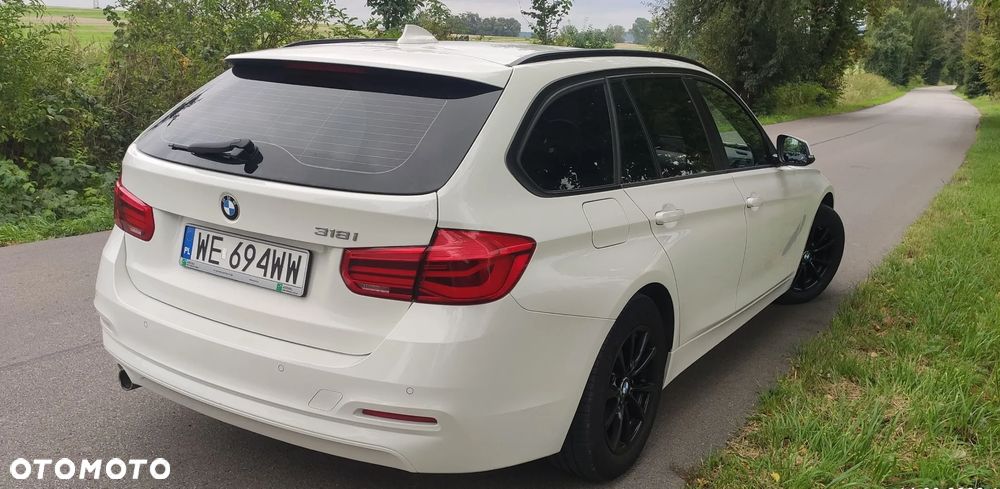 BMW Seria 3 318i - 6