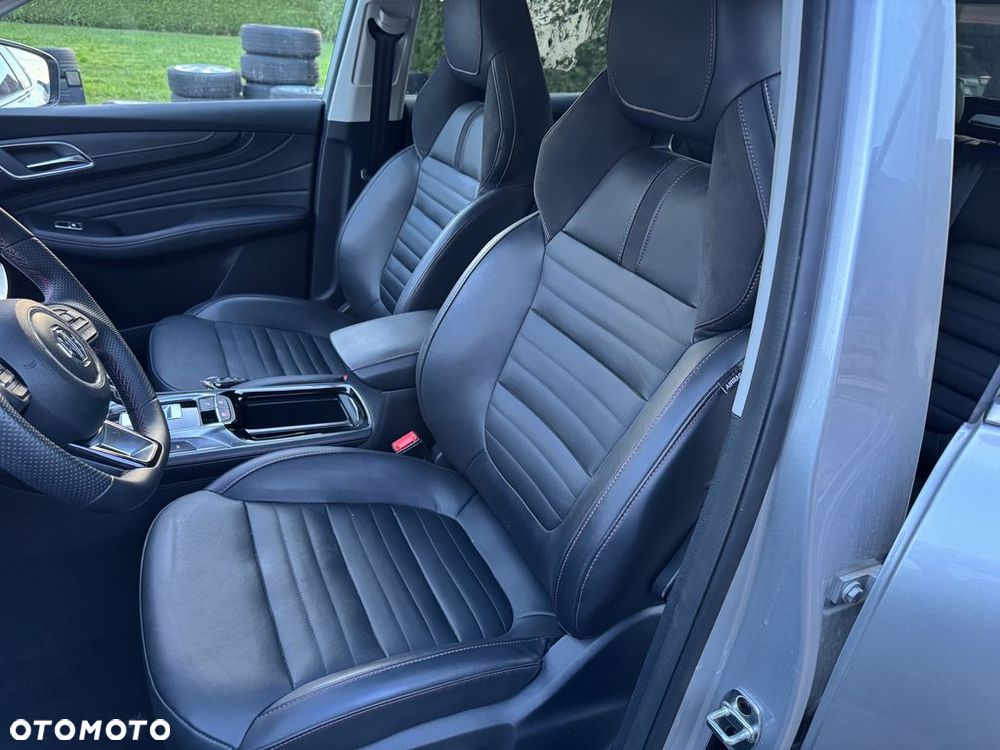 MG HS PHEV Luxury - 20