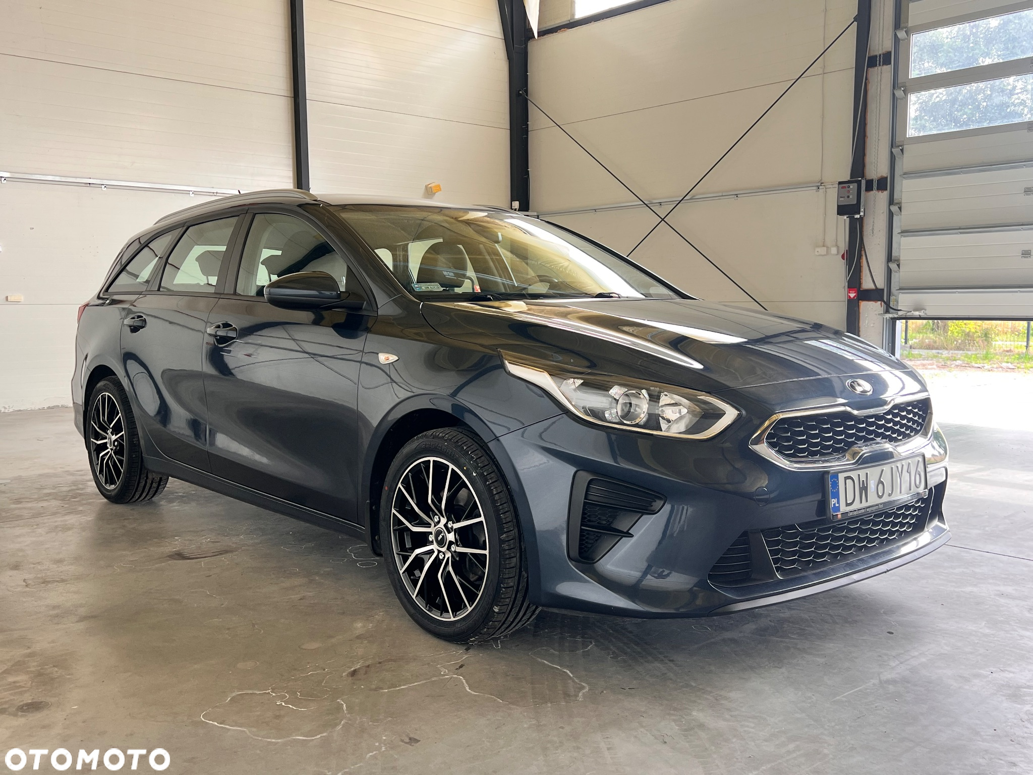 Kia Ceed 1.6 CRDi SCR L Business Line - 6