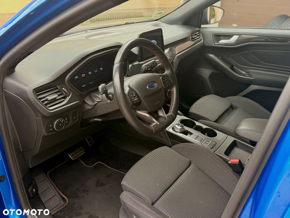 Ford Focus 2.0 EcoBlue ST-Line - 24