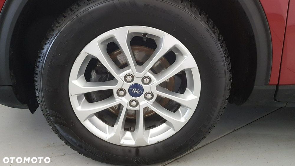 Ford Kuga - 9