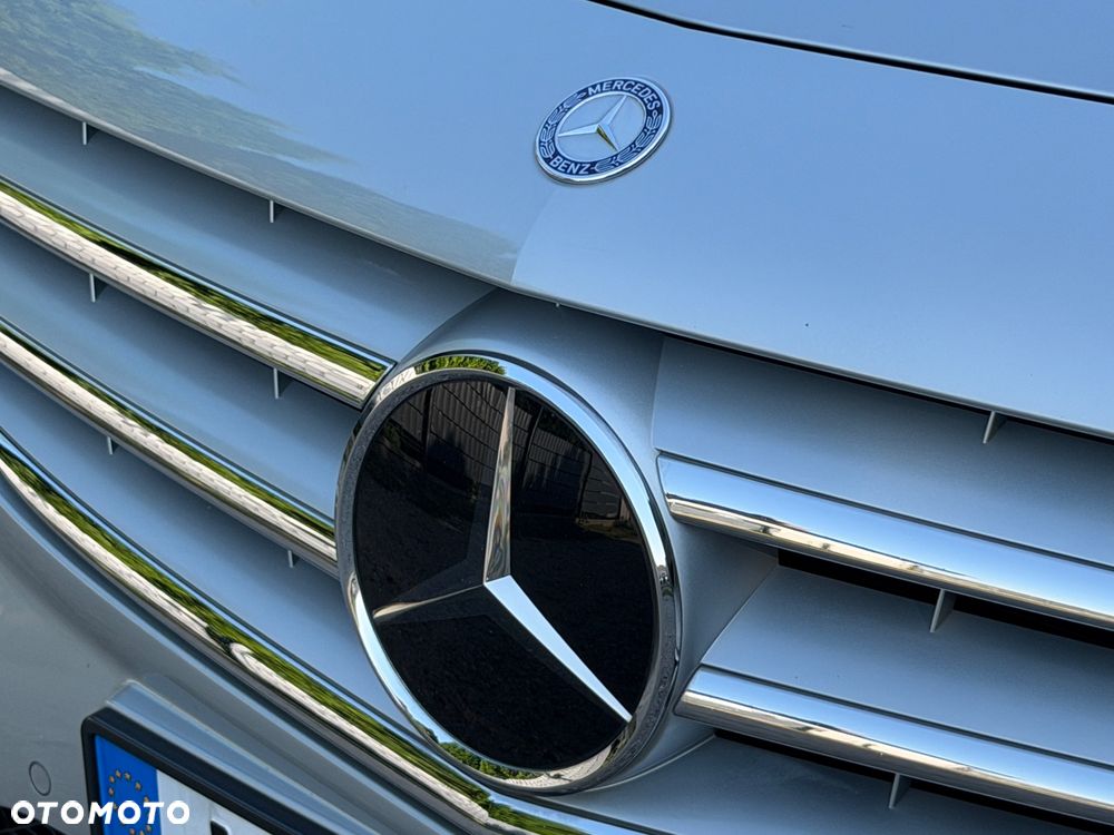 Mercedes-Benz Klasa B 180 BlueEFFICIENCY Edition - 16