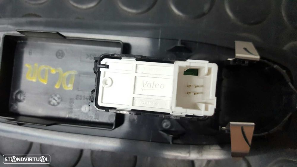 COMANDO DO ELEVADOR FRENTE DIREITO PEUGEOT 208 ALLURE - 3