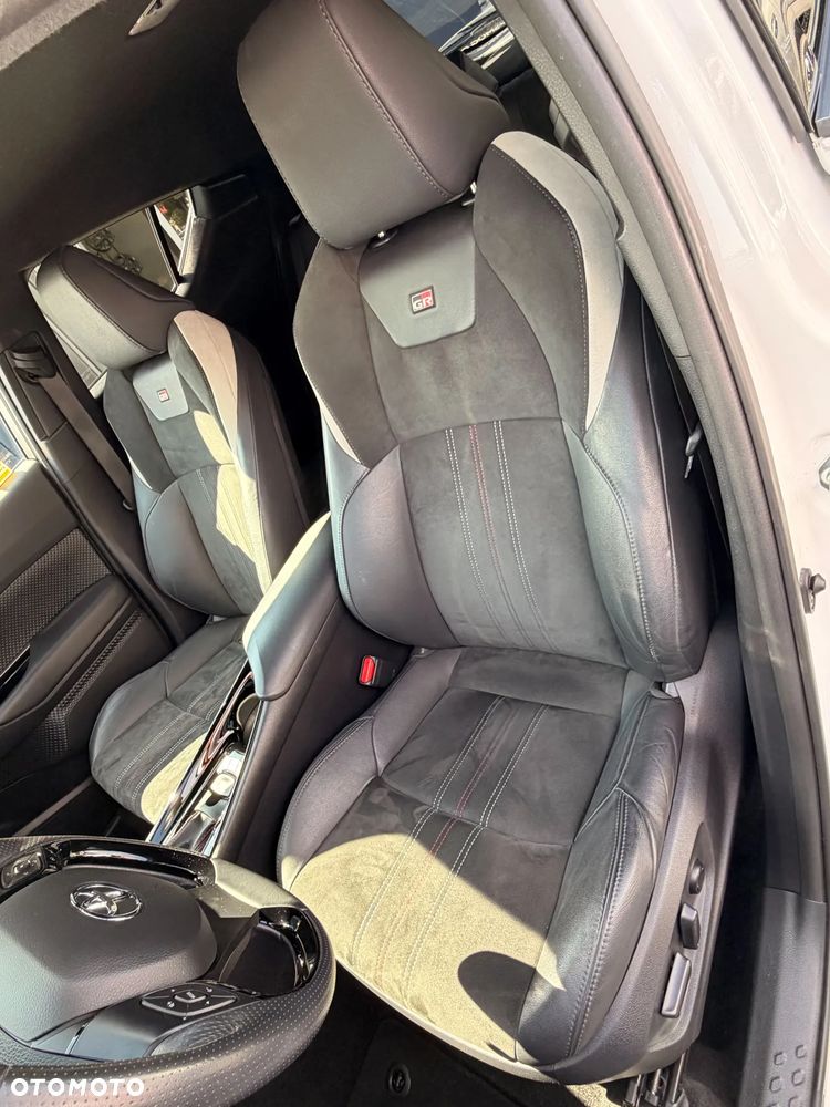 Toyota C-HR 1.8 Hybrid GPF GR Sport - 17